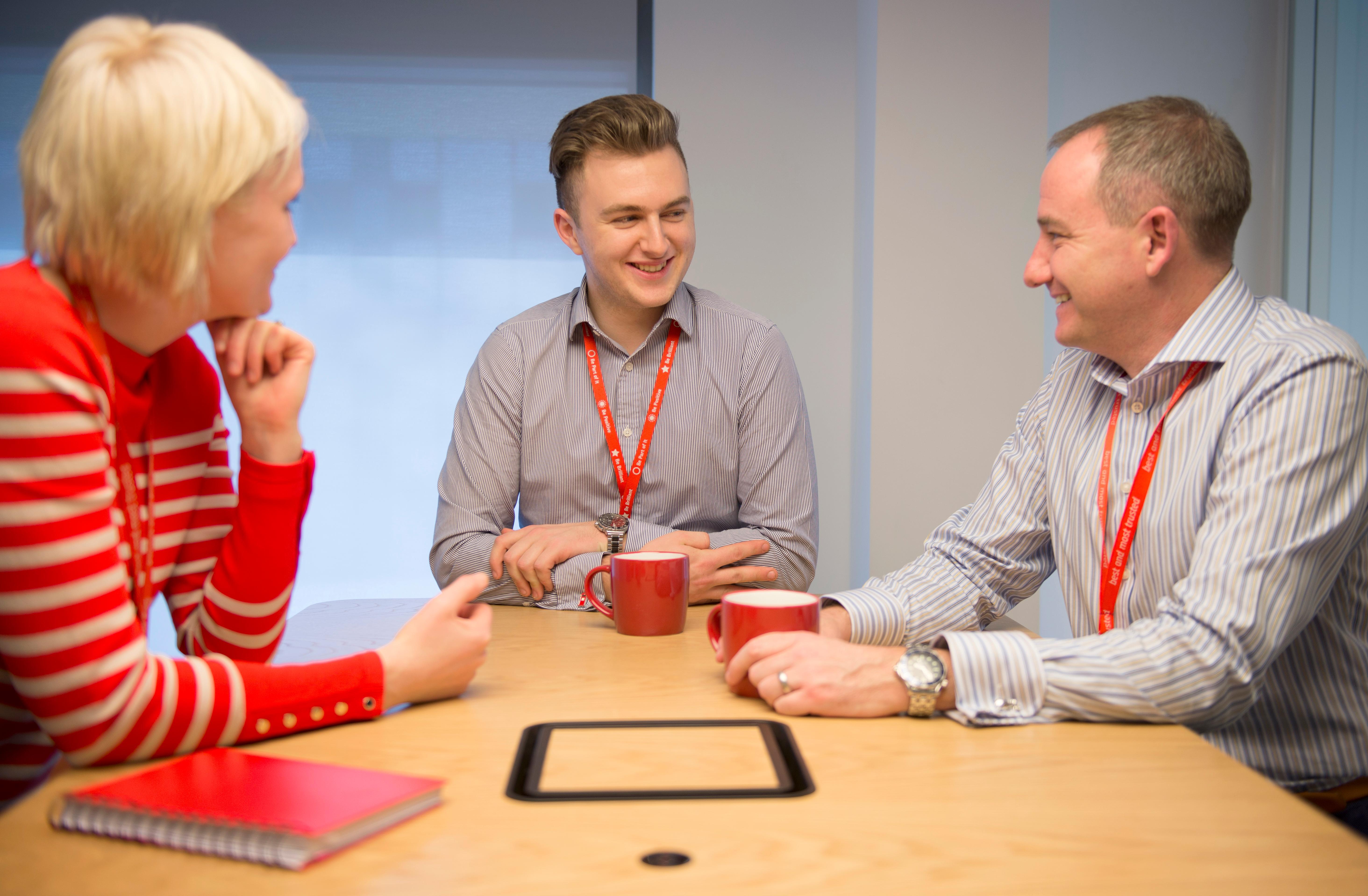 Informal Discussion Table Happy 1