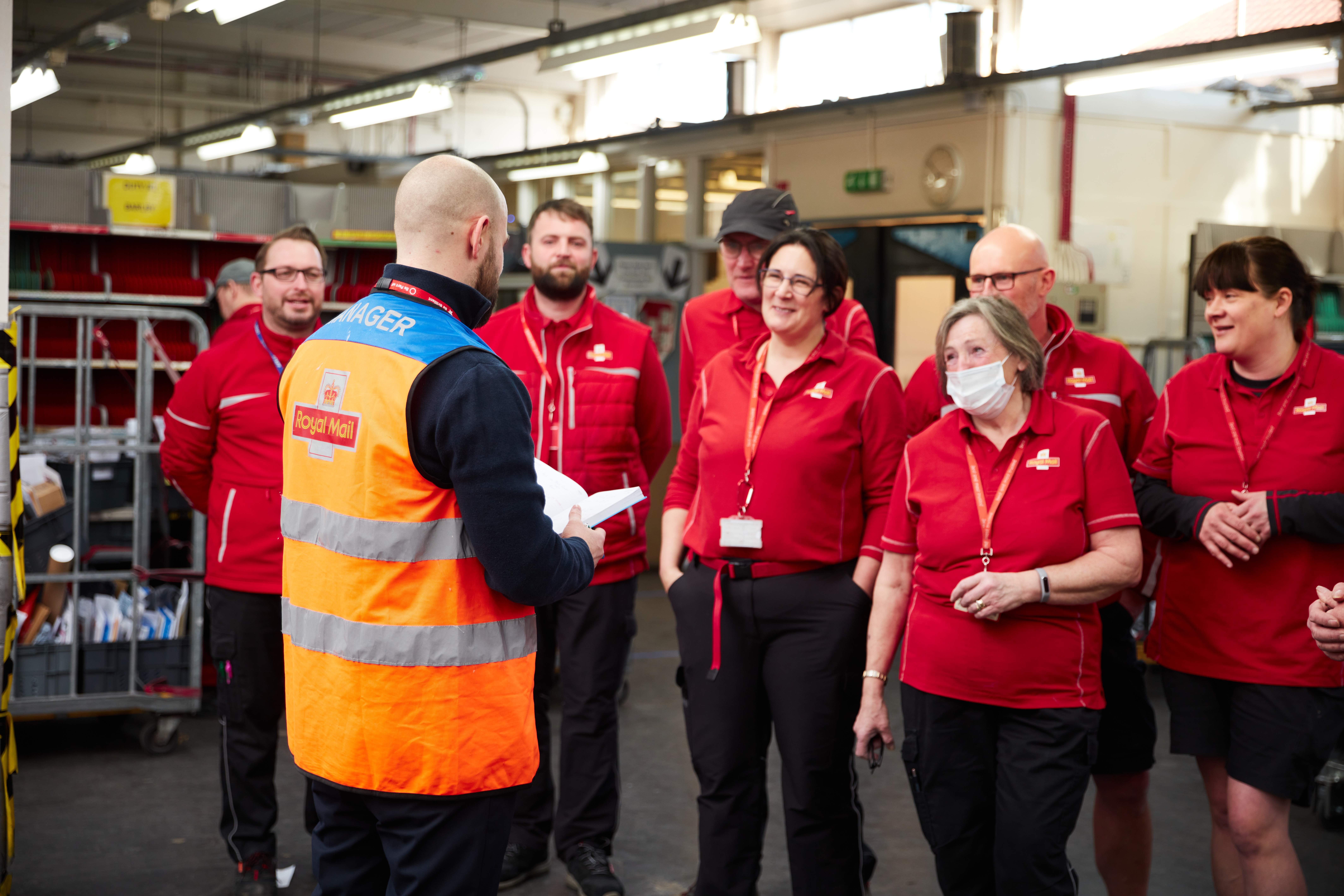 LIN ROYALMAIL 679183 220307 19